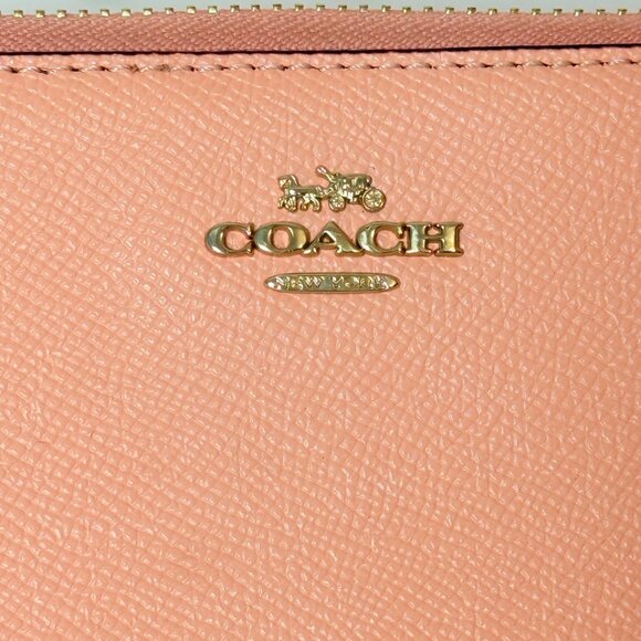 Coach Peach Leather Wristlet Wallet With Gold Hardware Zip Around Closure - Picture 14 of 16